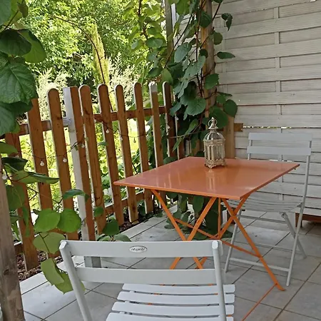 Le Jardin Du Couvent Apartamento Roussillon (Isere)
